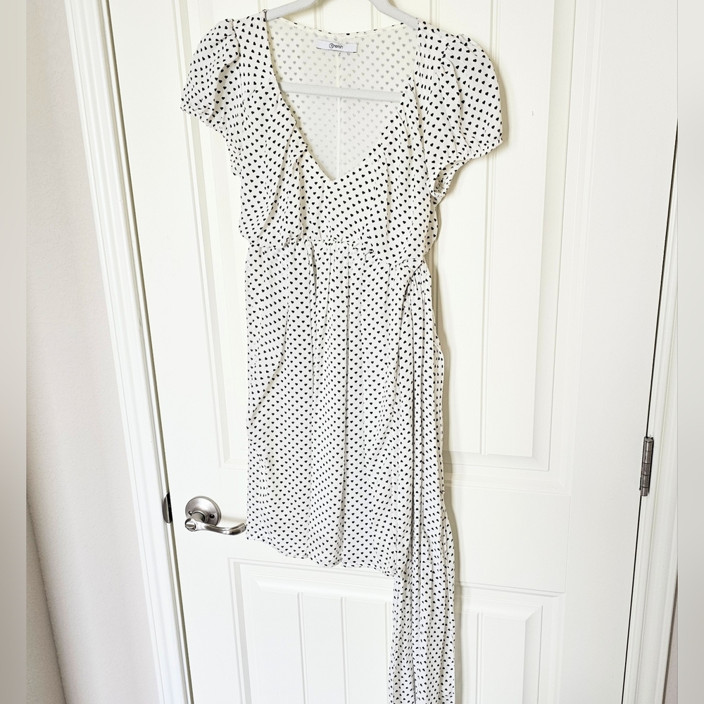 RELISH White dress with black hearts